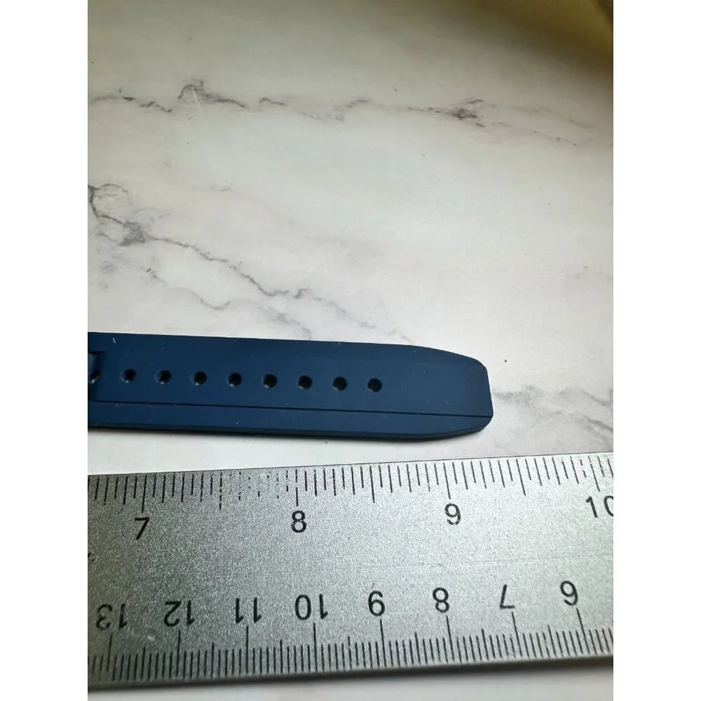 Sempre Watch Men Silver Tone Blue Silicone Band Fluted Bezel New Battery 9.5